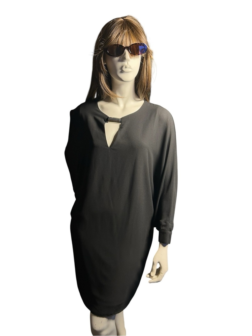 Badgley Mischka Black Cocktail Dress Dolman Sleeve Keyhole Hardware Size 8